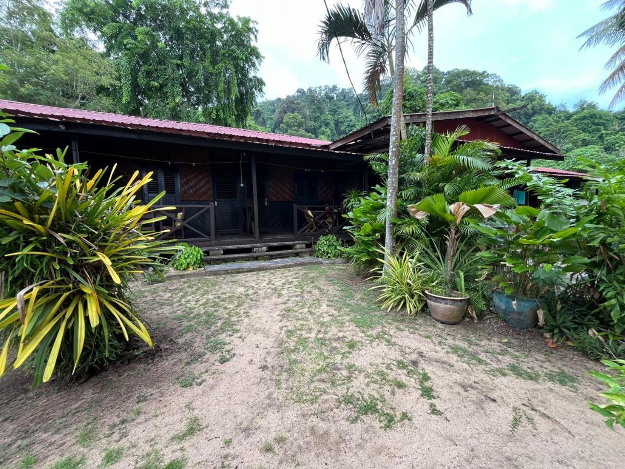 Hotel The Station Tioman Kampong Ayer Batang Zewnętrze zdjęcie
