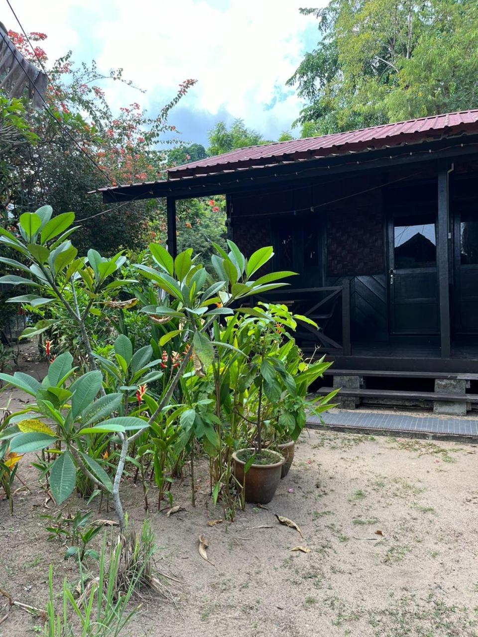 Hotel The Station Tioman Kampong Ayer Batang Zewnętrze zdjęcie