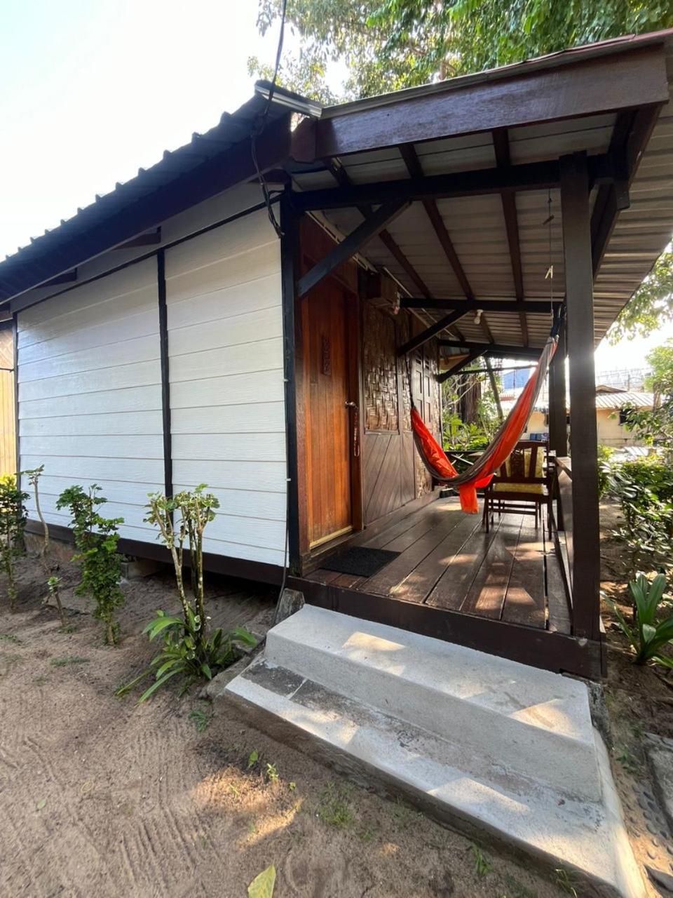 Hotel The Station Tioman Kampong Ayer Batang Zewnętrze zdjęcie